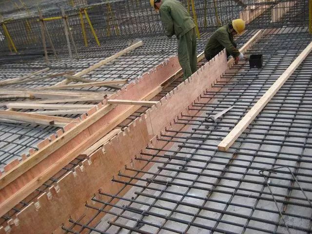 建筑施工中后澆帶、變形縫與施工縫的關鍵區別解析